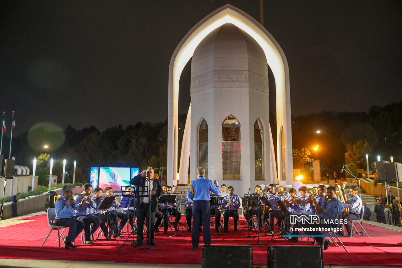 ششمین جشنواره ترنم فتح ویژه موزیک نیروهای مسلح