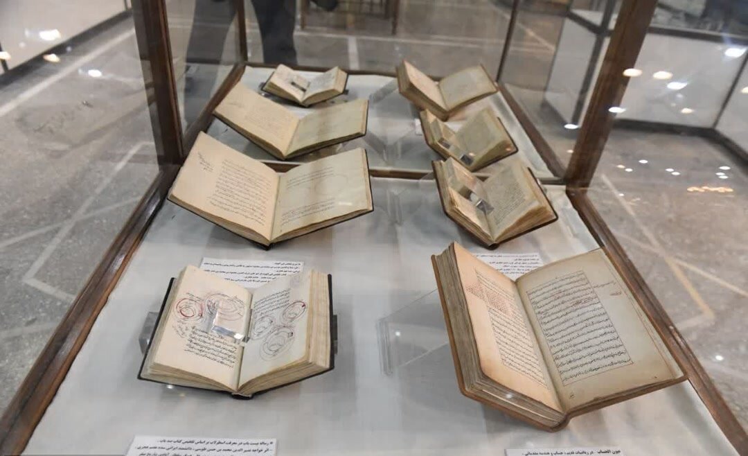 رونمایی از ۲۳ جلد نسخه خطی نفیس در موزه حرم حضرت عبدالعظیم(ع)