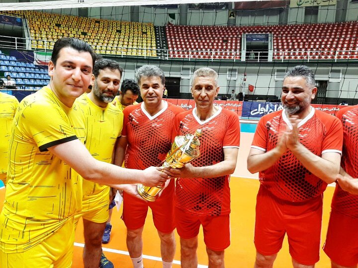 هیئت والیبال ارومیه فاتح جام شهدای خدمت شد