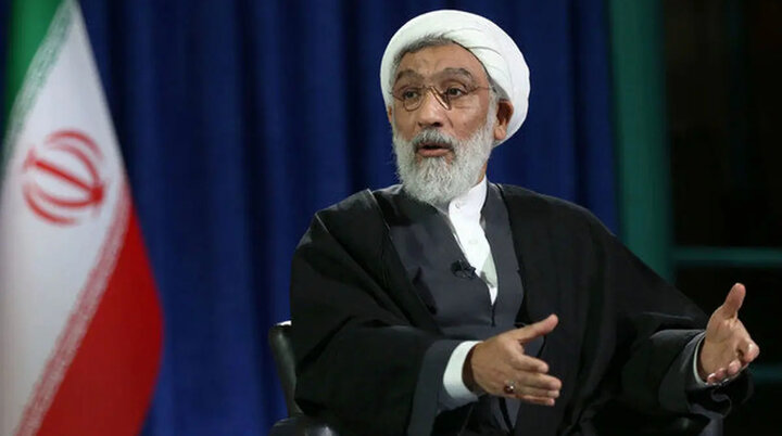 Iran's Presidential Candidate Calls for Specific Plans to Remove Economic Obstacles