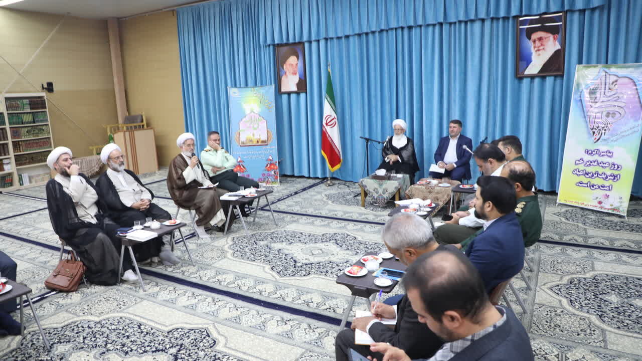 بزرگداشت عید غدیر خم سرفصل زندگی خانوادهها قرار بگیرد