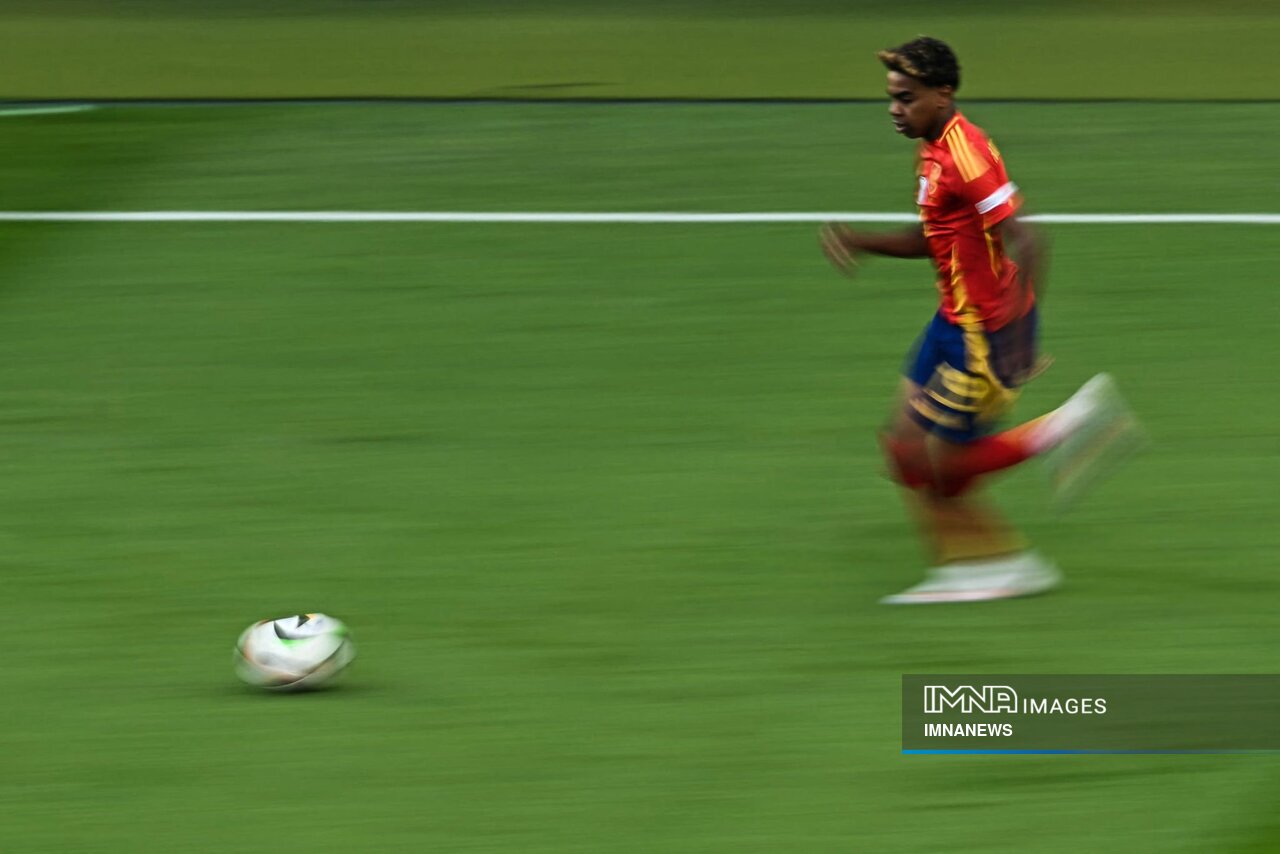 صعود آسان اسپانیا در مقابل پیروزی نفسگیر انگلیس