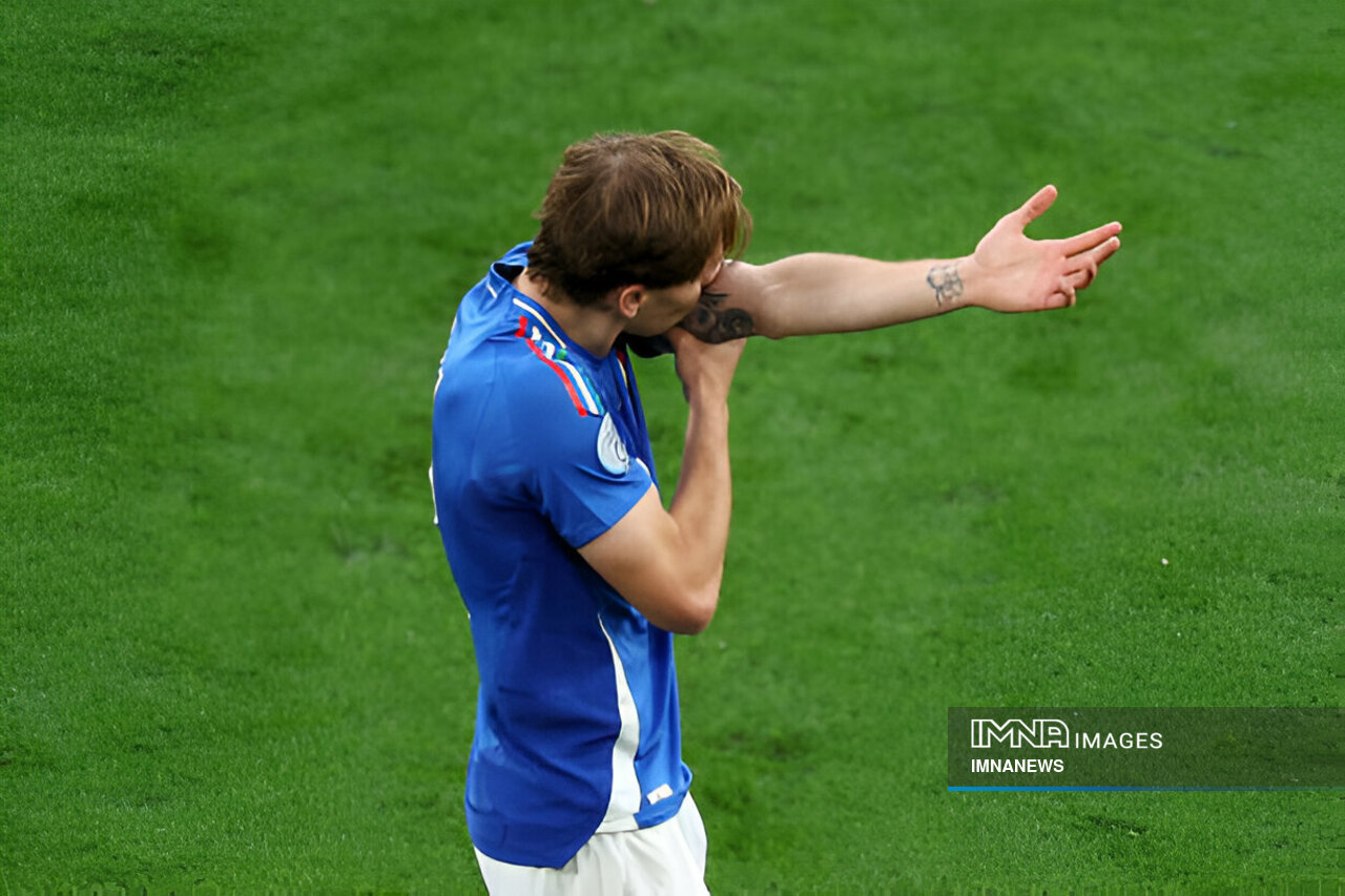 ایتالیاییها نماد میهنپرستی و اتحاد / سرود ملی را از اعماق قلب بخوان ایلاجوردی!