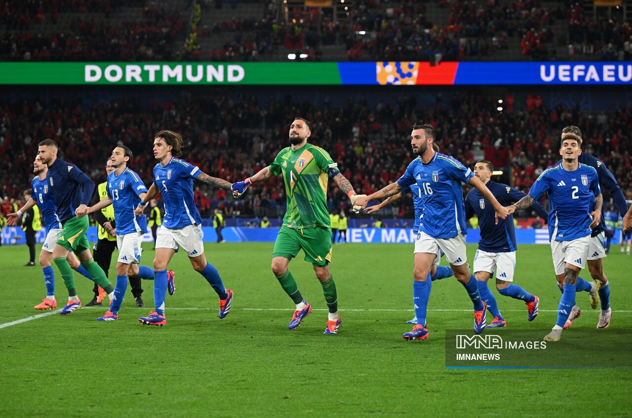 ایتالیاییها نماد میهنپرستی و اتحاد / سرود ملی را از اعماق قلب بخوان ایلاجوردی!