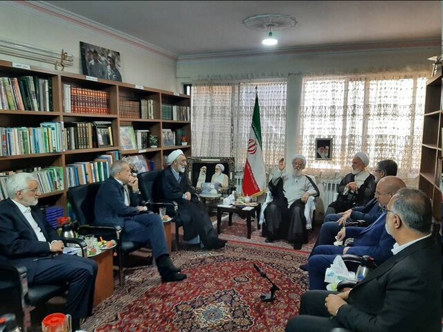 ۱۰ روز تا انتخابات؛ اقتصاد، موضوع اولین مناظره/دیدار نامزدها با موحدیکرمانی