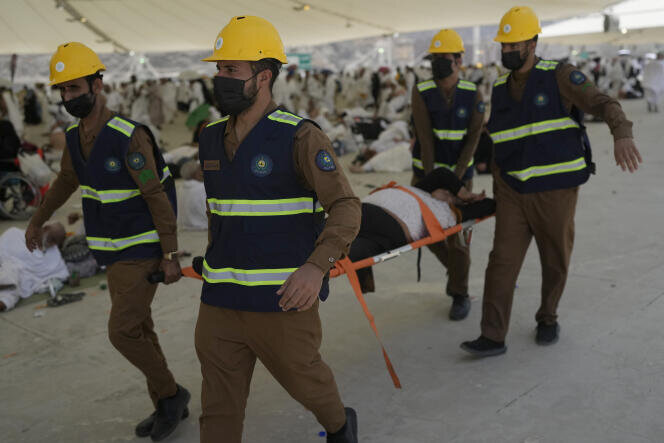 گرمای عربستان موجب جان باختن بیش از ۵۰۰ حاجی شد