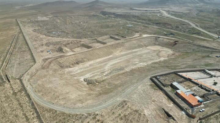 ساخت ۲۵۰ هزار مترمکعب فضای ایزوله برای دفن پسماند در اراک