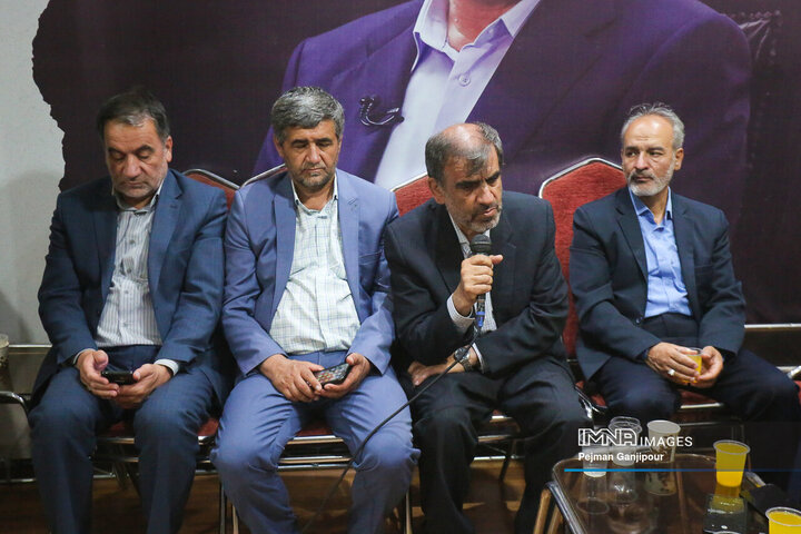 بازدید رئیس ستاد انتخابات استان اصفهان از ستاد انتخاباتی نامزدهای ریاست جمهوری