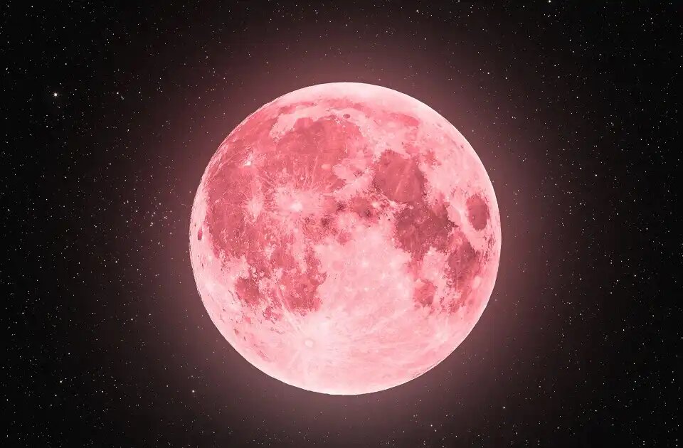 ماه توتفرنگی را امشب رصد کنید
