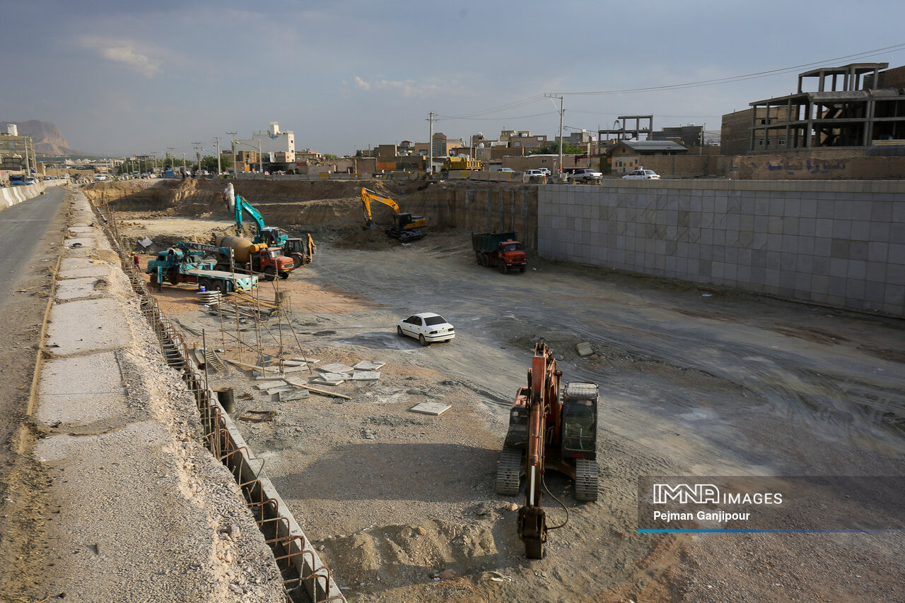 تحولات عمرانی در حاشیه نصفجهان