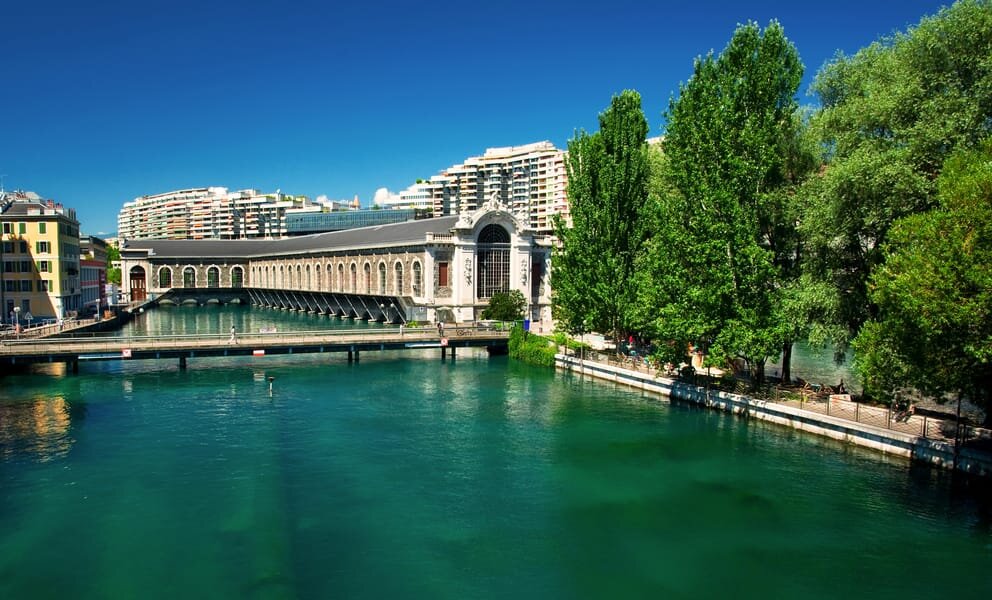 خطرناکترین مسیرهای پرواز جهان+عکس