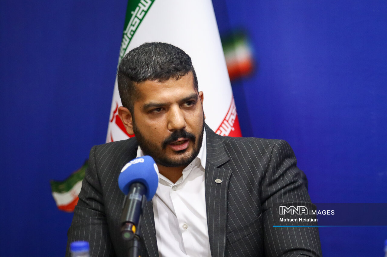 غربگرایی در اصلاح طلبی وجود ندارد/ نامزدها تکلیف خود را با نئولیبرالیسم اقتصادی روشن کنند