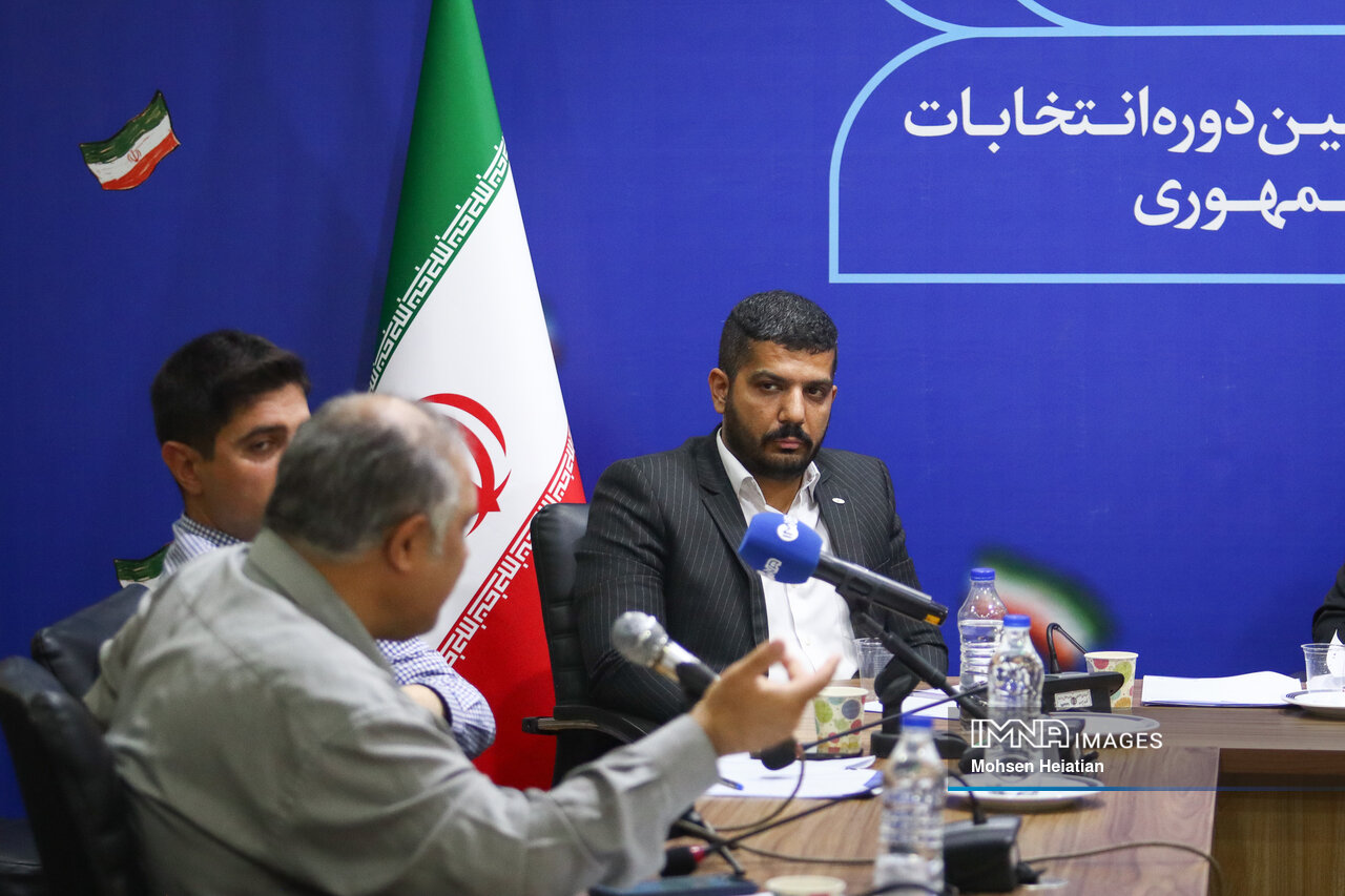 غربگرایی در اصلاح طلبی وجود ندارد/ نامزدها تکلیف خود را با نئولیبرالیسم اقتصادی روشن کنند