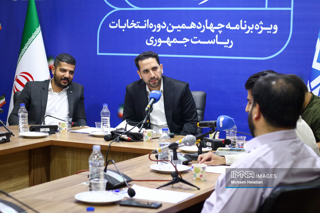 غربگرایی در اصلاح طلبی وجود ندارد/ نامزدها تکلیف خود را با نئولیبرالیسم اقتصادی روشن کنند