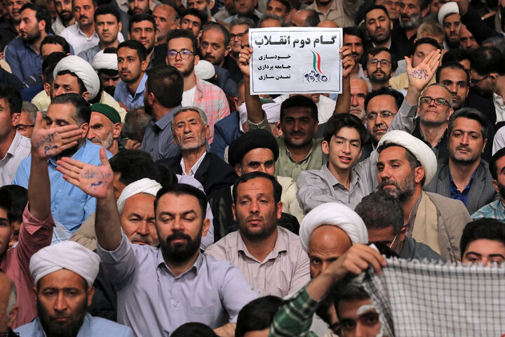 دیدار اقشار مختلف مردم با رهبر انقلاب در روز عید غدیر