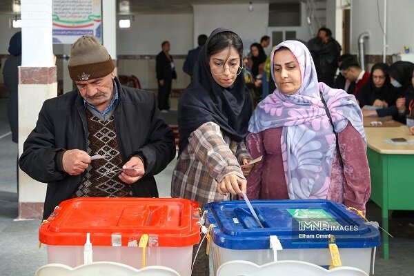 اقشار مختلف کردستان از انتظارات خود از رئیس‌جمهور آینده می‌گویند