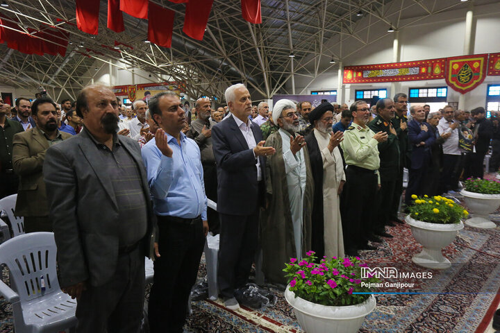 مراسم چهلم شهدای خدمت در اصفهان