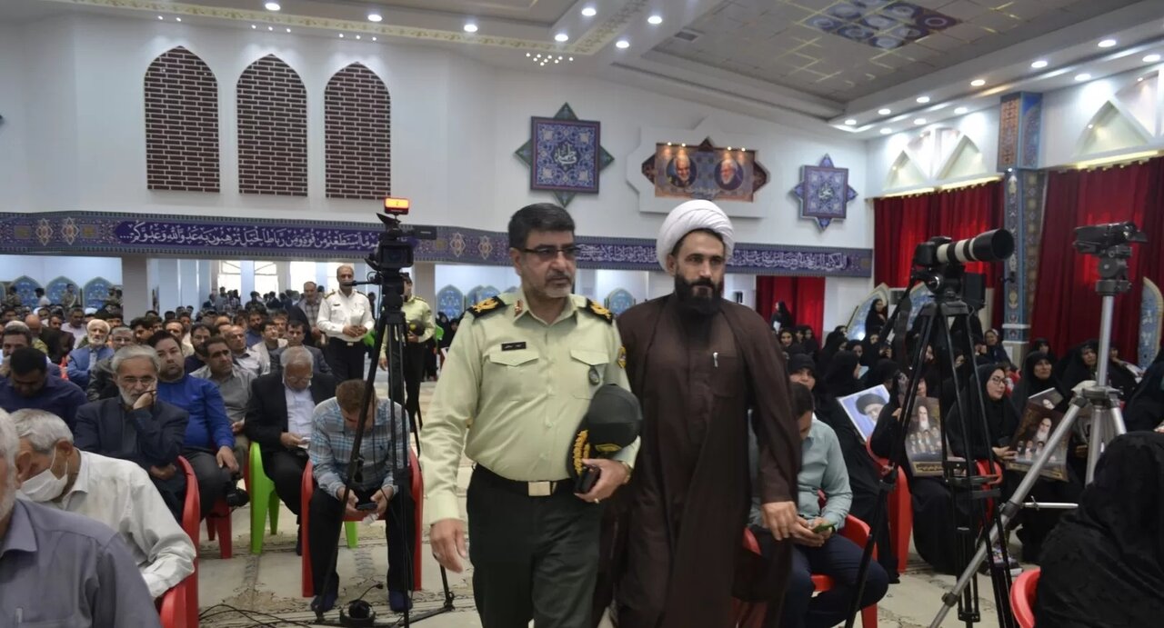 اربعین شهدای خدمت در یاسوج برگزار شد+ عکس