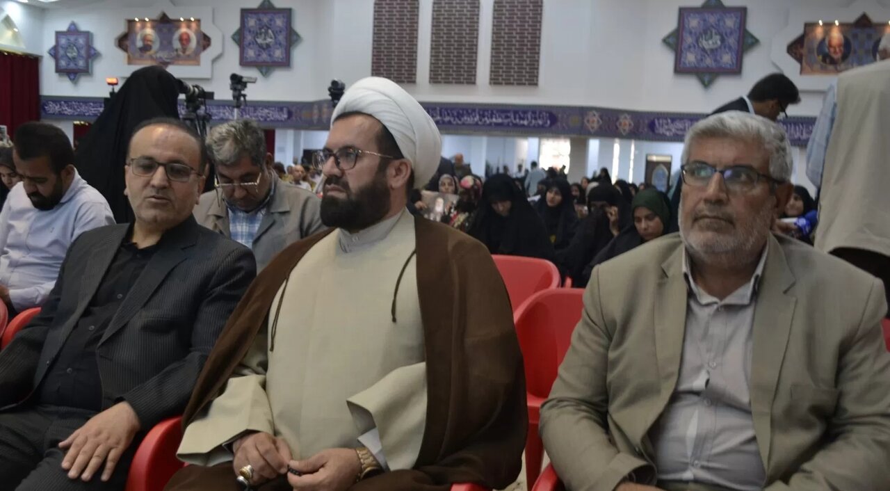 اربعین شهدای خدمت در یاسوج برگزار شد+ عکس