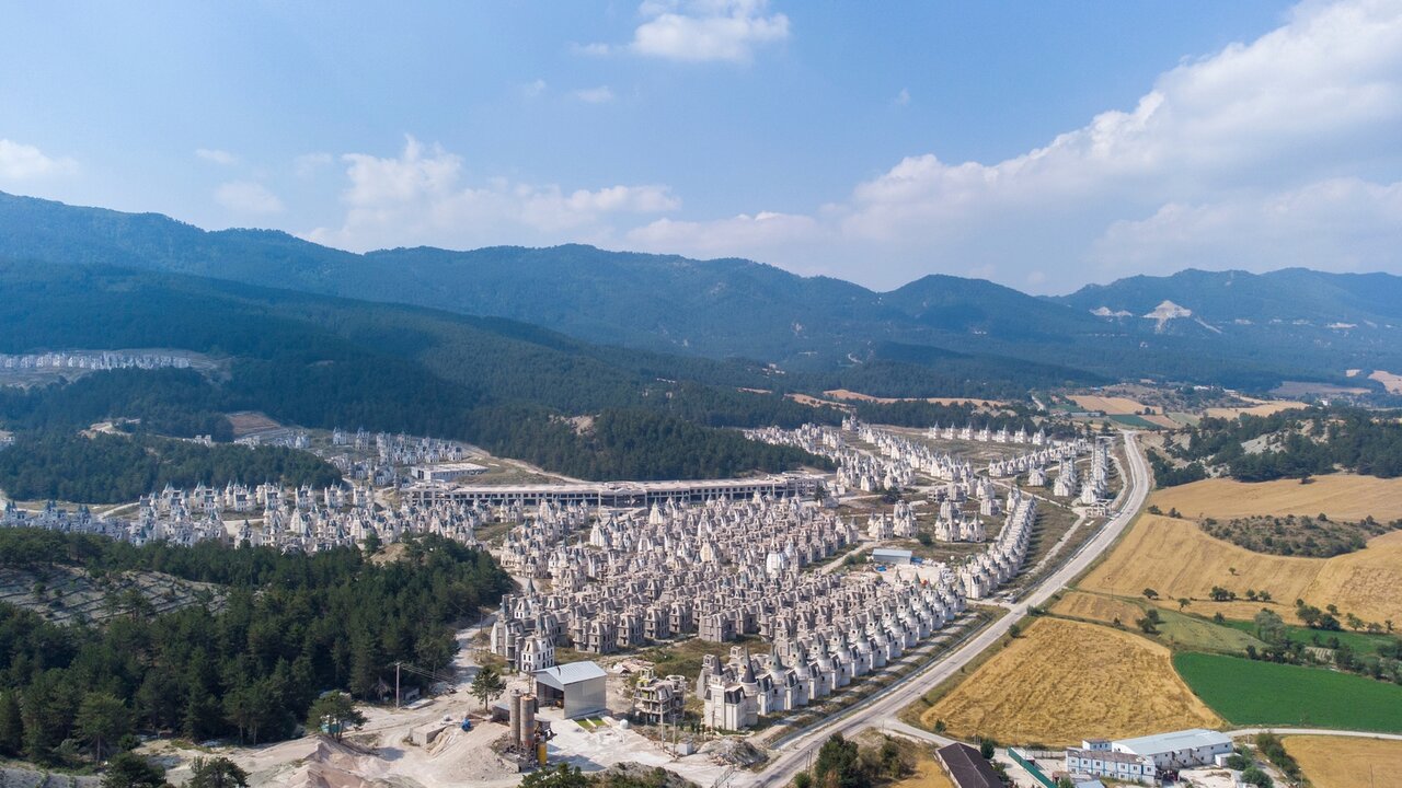 رویایی که تبدیل به شهر ارواح ترکیه شد