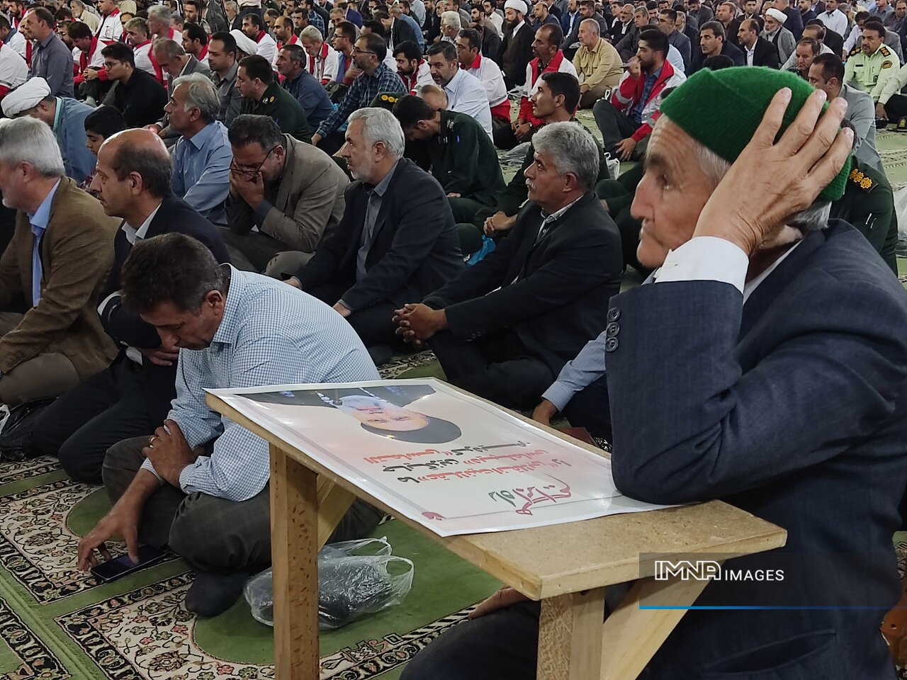 مراسم چهلم شهدا خدمت در شهرکرد برگزار شد+ فیلم و تصاویر