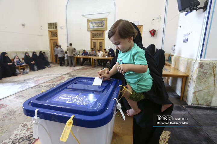 ۱۵ هزار نیرو امنیت انتخابات در استان اصفهان را تامین می‌کنند