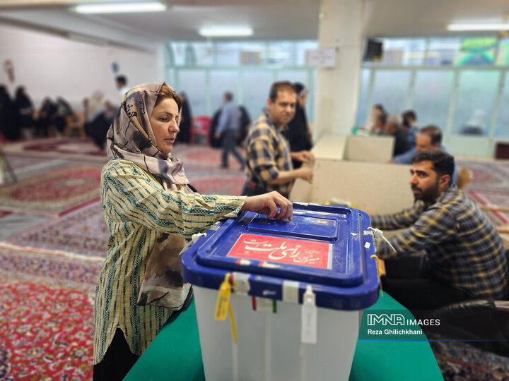 حضور مردم نجف‌آباد در انتخابات ریاست جمهوری