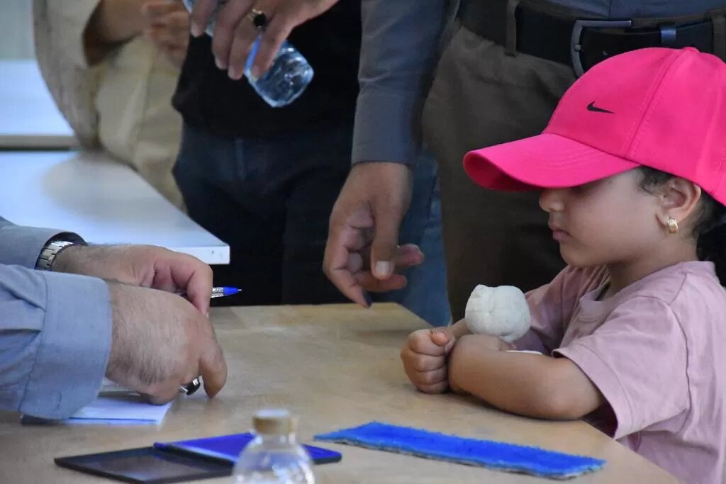 حضور ادامهدار مردم کهگیلویه و بویراحمد پای صندوق رأی+عکس