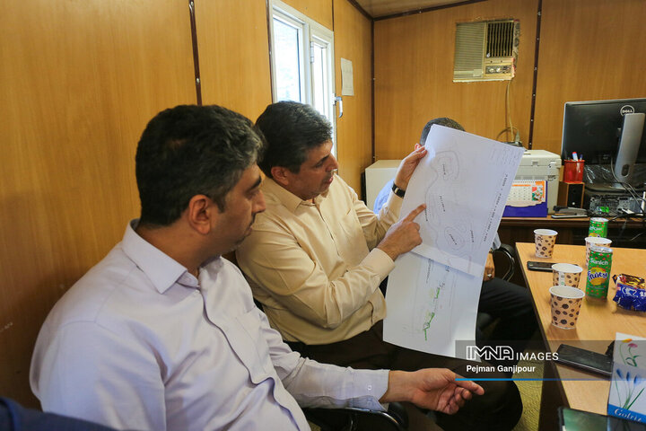بازدید شهردار اصفهان از پروژه طرح توسعه دریاچه باغ فدک