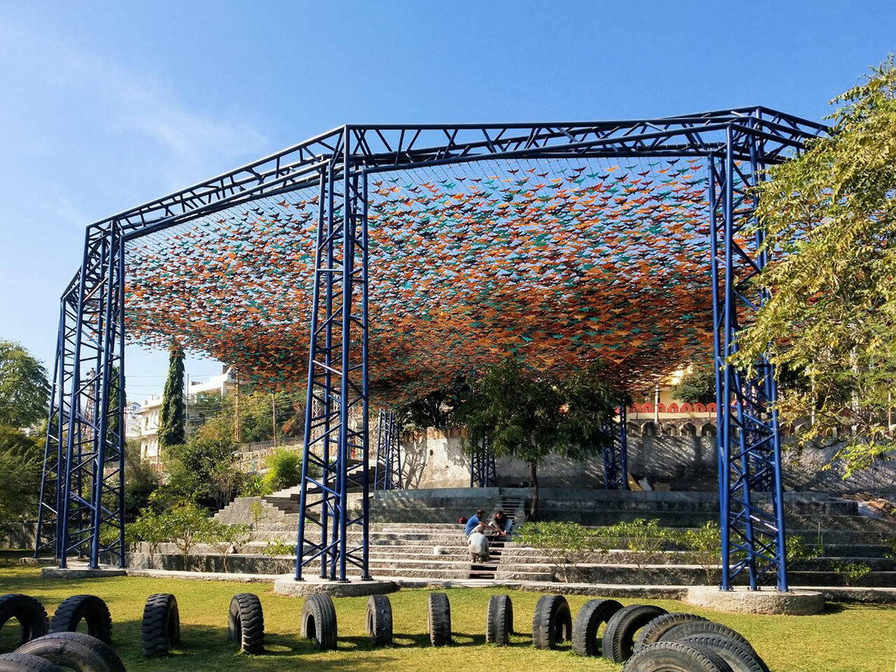 مبلمان شهری و ارتقای هویت شهری