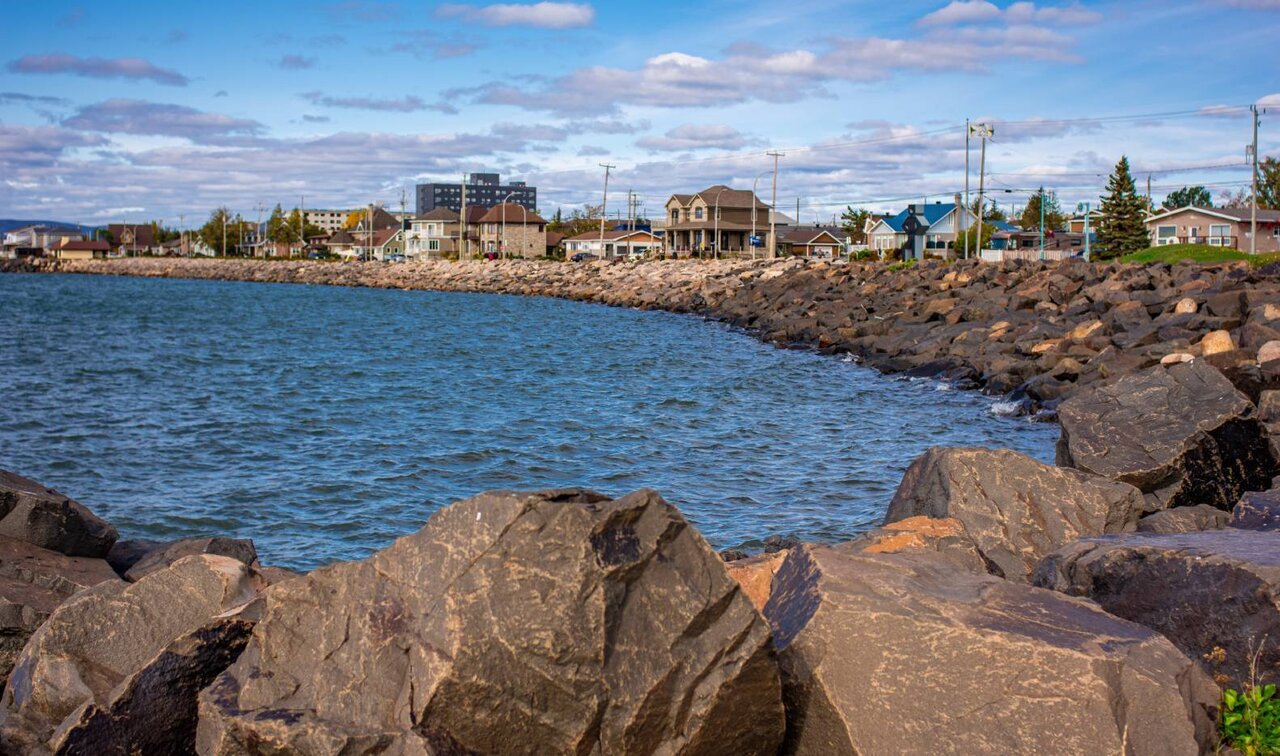 شهری با طولانیترین خط ساحلی جهان