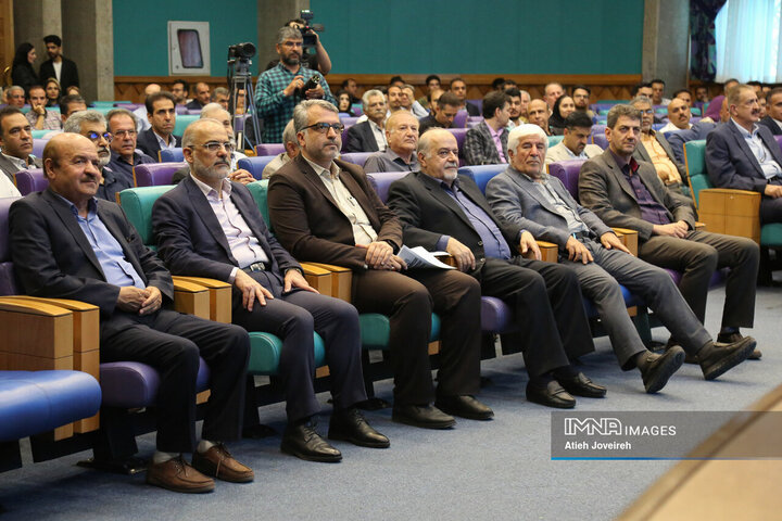 گردهمائی انبوه‌سازان استان اصفهان