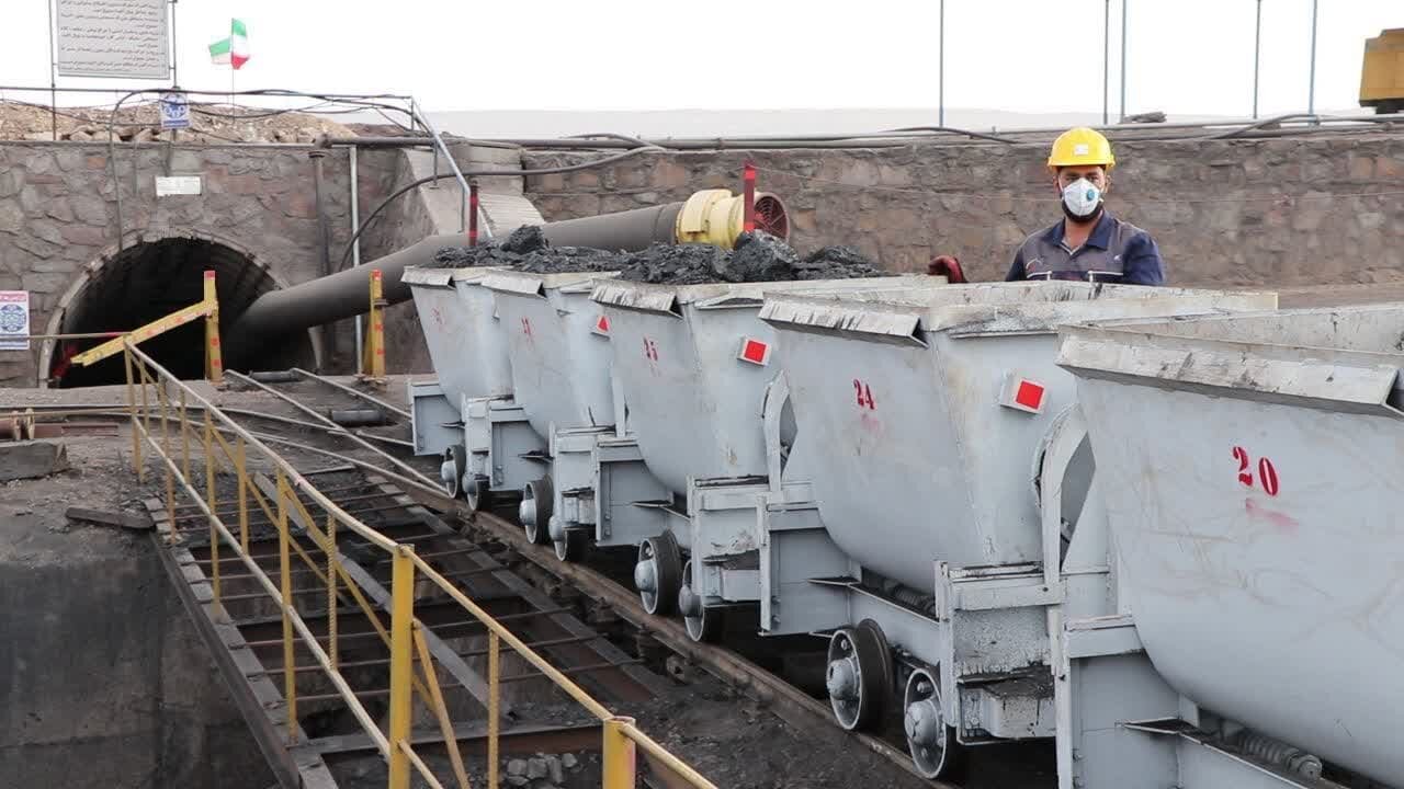 بهشت معادن کشور؛ پای فرآوری بنتونیت در خراسان جنوبی لنگ میزند