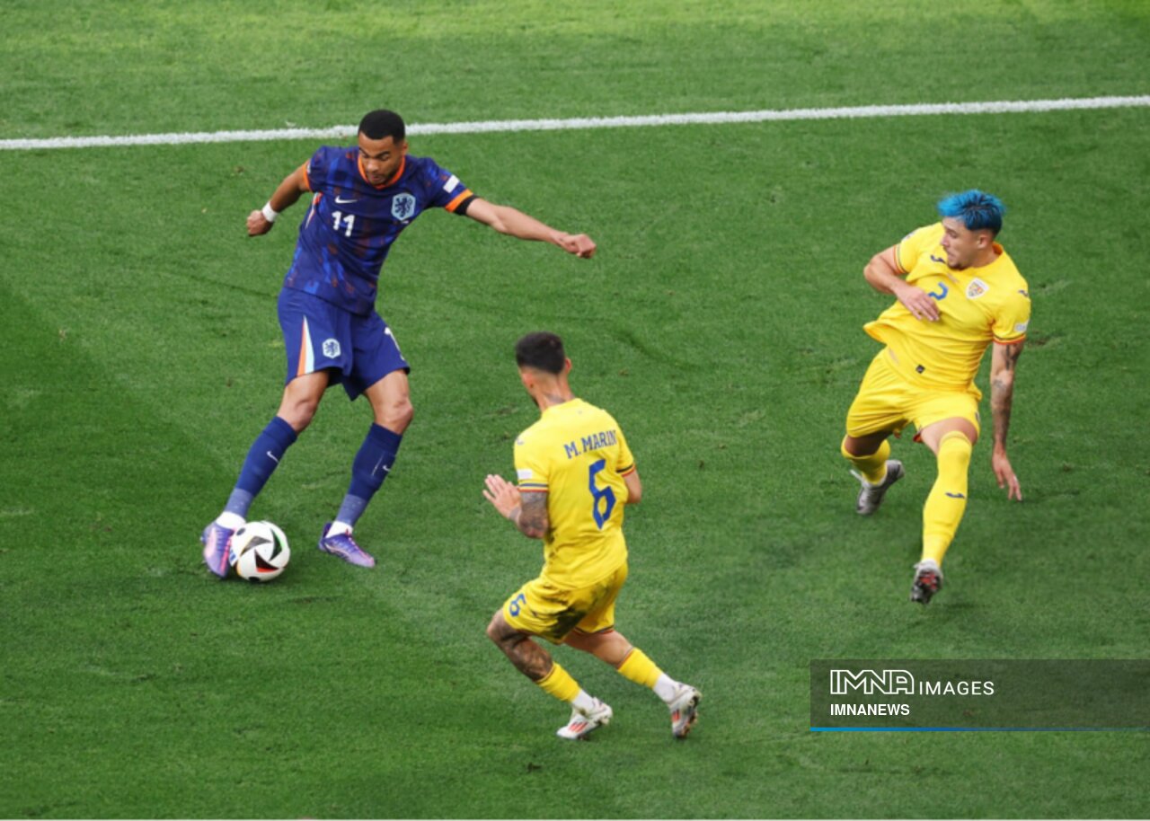 انگلیس و هلند در اندیشه رسیدن به نیمهنهایی