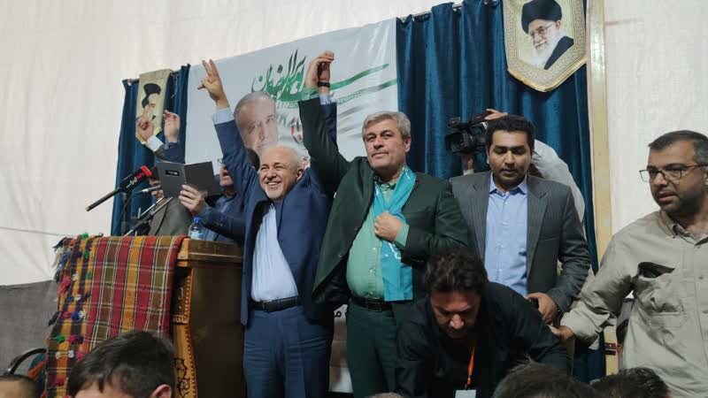 چهارشنبه‌سوری انتخاباتی در یاسوج؛ از کُری‌خوانی ظریف و نبویان تا وکالت وکیلی برای پزشکیان