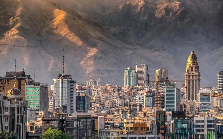 شهرداریها در متن اما گرفتار حاشیه / چالش درآمد پایدار و مدیریت چندپاره شهری