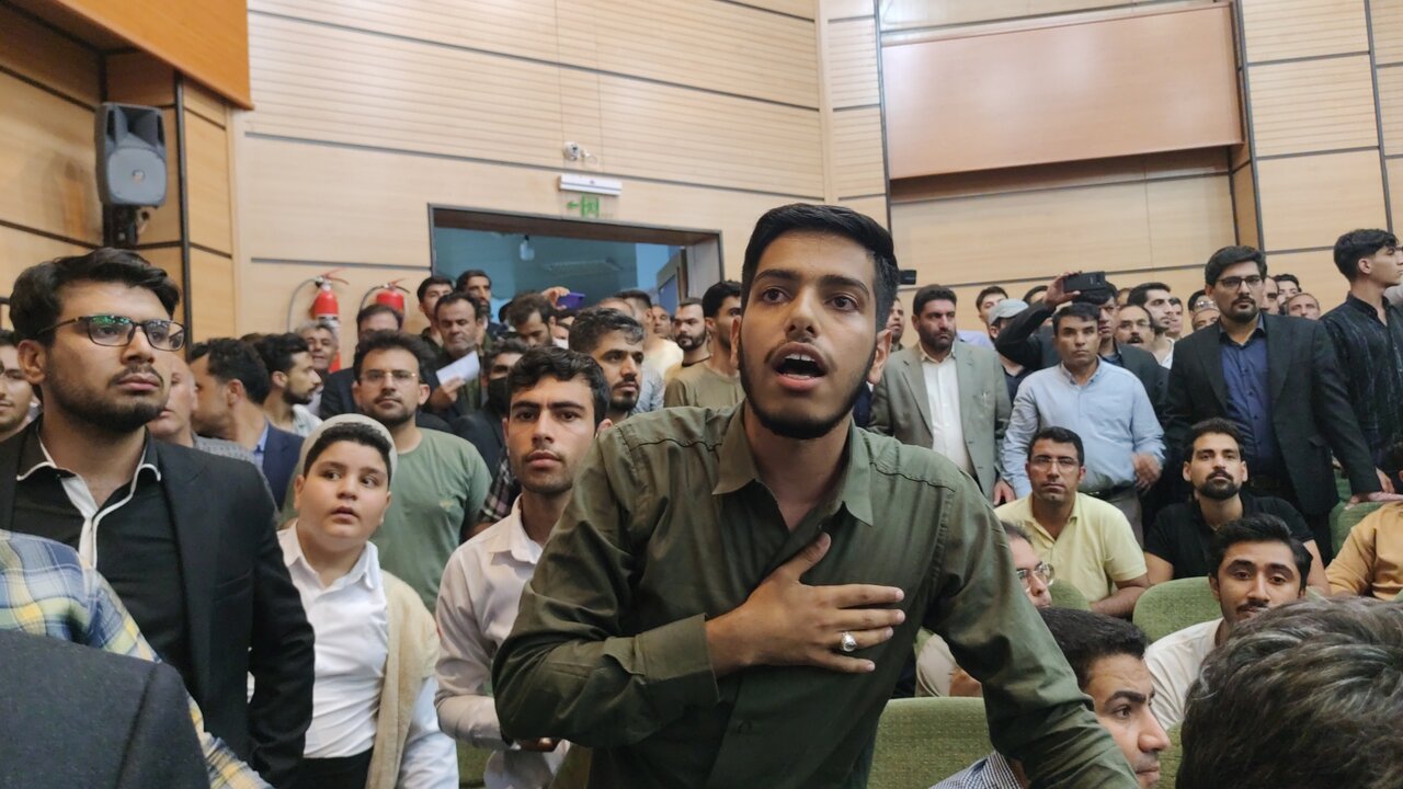چهارشنبه‌سوری انتخاباتی در یاسوج؛ از کُری‌خوانی ظریف و نبویان تا وکالت وکیلی برای پزشکیان