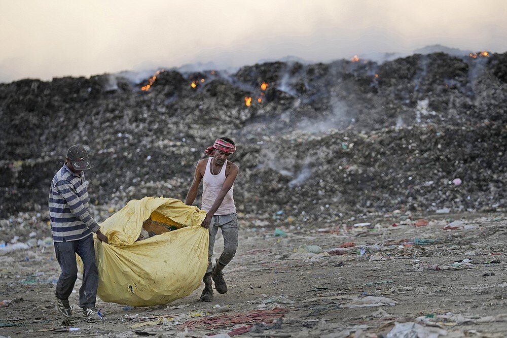 گرما و زباله‌گردها؛ چالش جدید هند