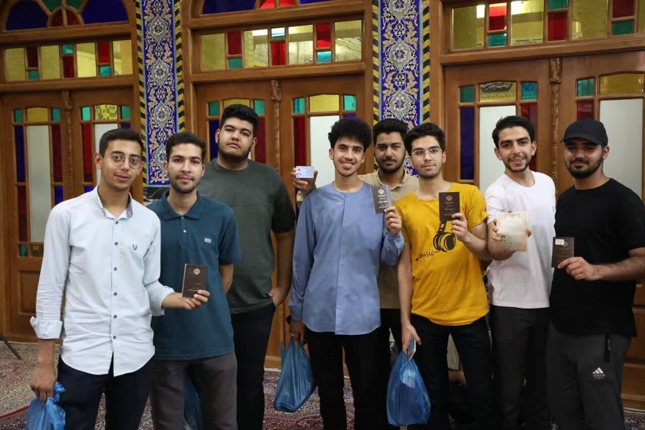 حضور پرشور مردم یزد در دور دوم انتخابات ریاست جمهوری