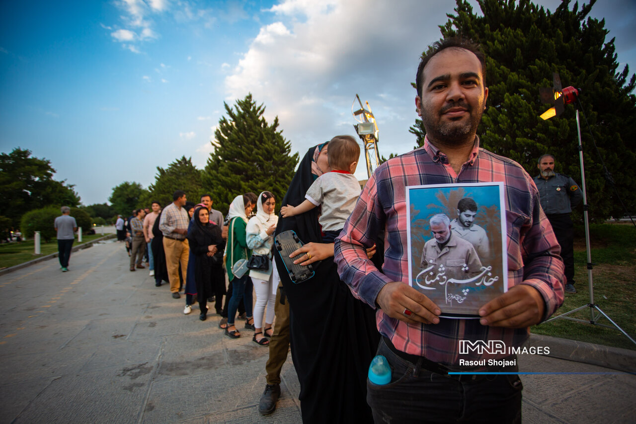 «برای ایران» انگشت اتهامتان را از مردم دور کنید!