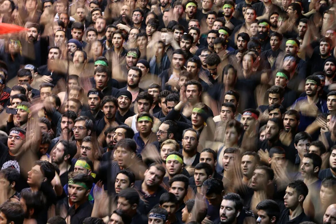 محرم آمد و عالم سیاهپوش حسین (ع) شد