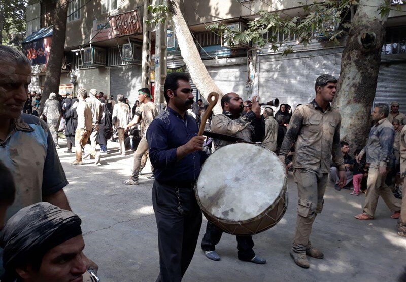 عطر محرم در لرستان پیچید