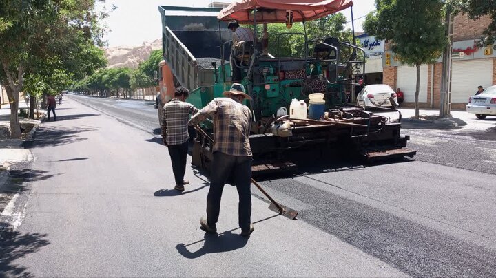 آسفالت بیش از ۷۰۰ هزار مترمربع از معابر شهری در مشهد