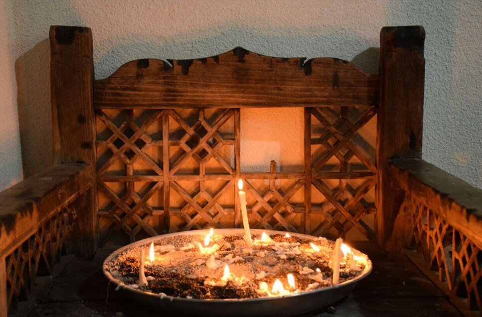 طوقبندان و دستهچوبی، آئین کهن عزاداری گلستانیها / ترکمنها «عاشرآی» در سوگ هستند