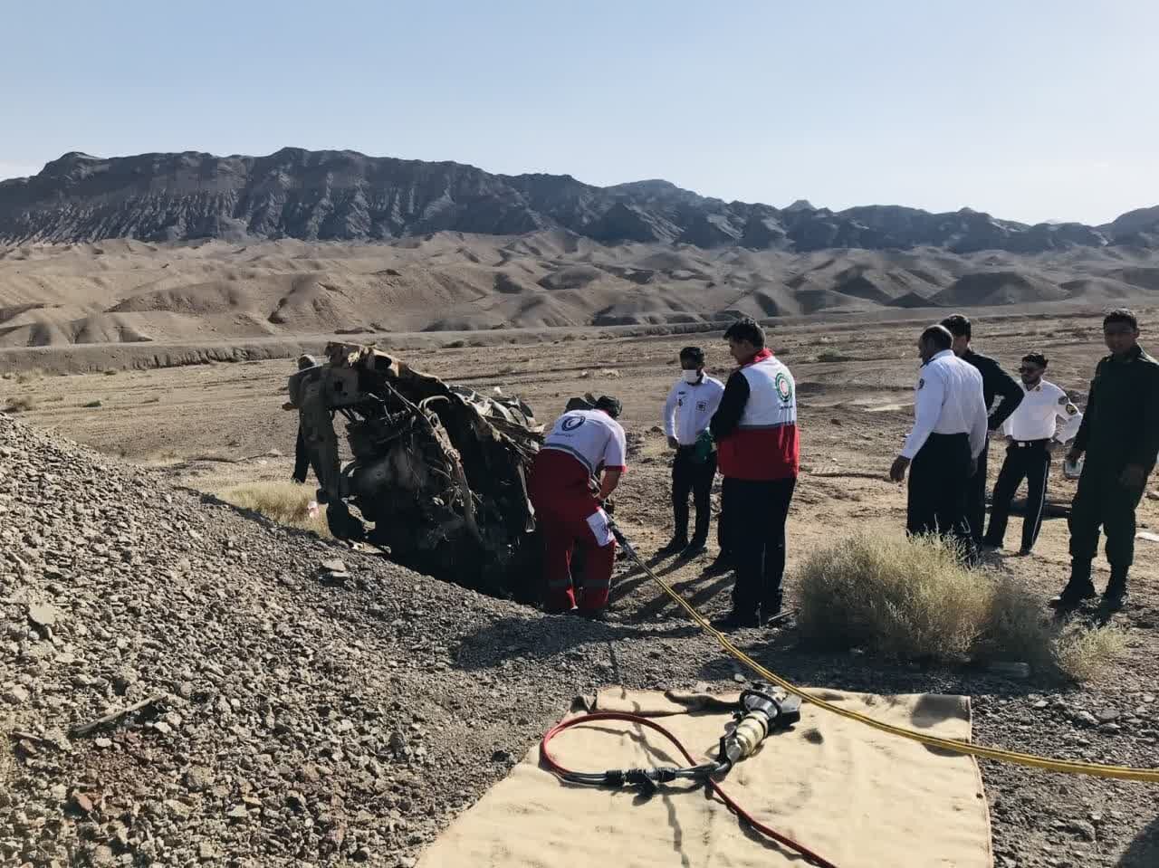 حادثه وحشتاک و مرگبار/ ۲ فوتی در واژگونی خودرو سواری تیبا در محور خرانق اردکان