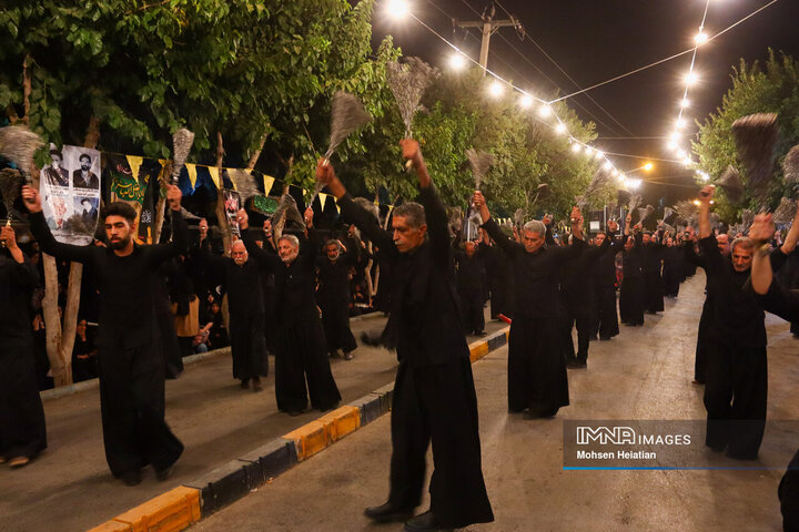 عزاداری شب تاسوعا در رهنان اصفهان