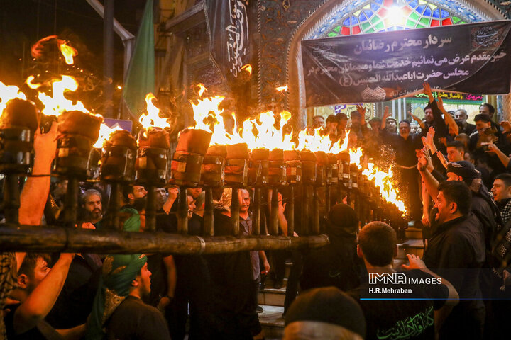 آئین مشعل‌گردانی در تهران