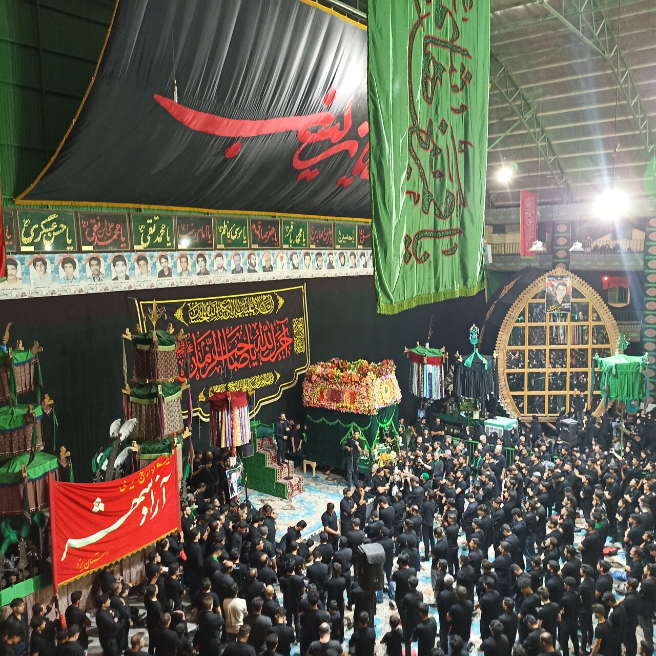 فیلم| نوحهخوانی و مداحی مصطفی راغب در شب تاسوعای حسینی