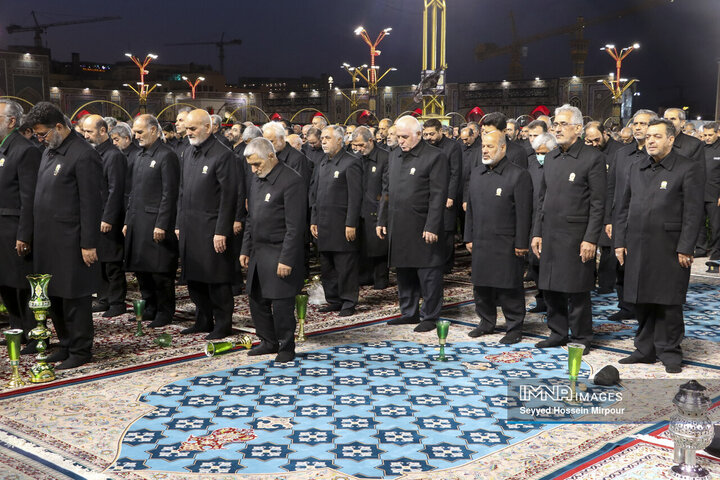 آیین خطبه خوانی شب عاشورا در حرم مطهر رضوی