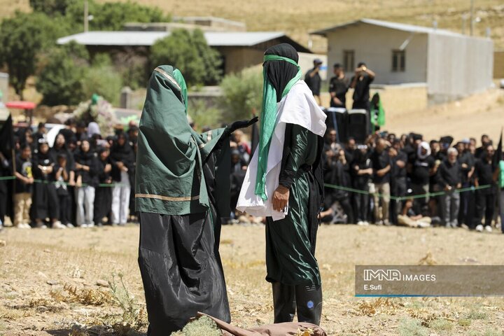 بازسازی واقعه روز عاشورا در روستای ساکی